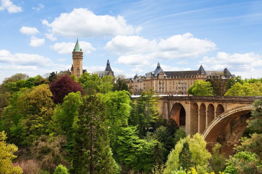 Luxembourg_City_Pont_Adolphe_SS_4