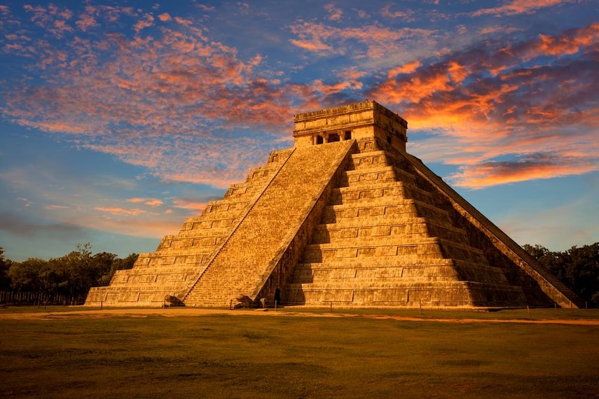 Mexico_Chichen_Itza_SS_1