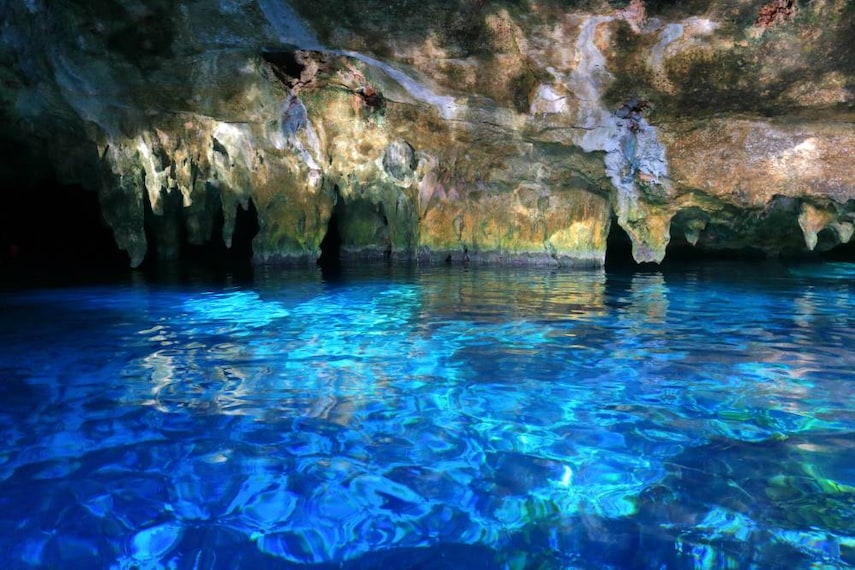 Mexico_Gran_Cenote_SS_1