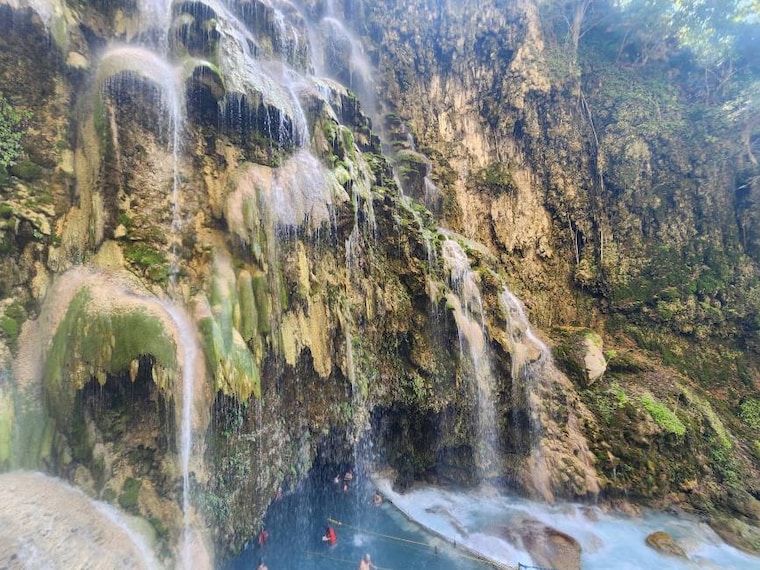 Mexico_Grutas_Tolantongo_10