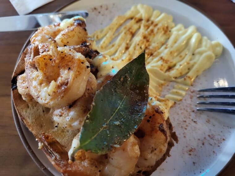 Miami_Cana_Restaurant_and_Lounge_7