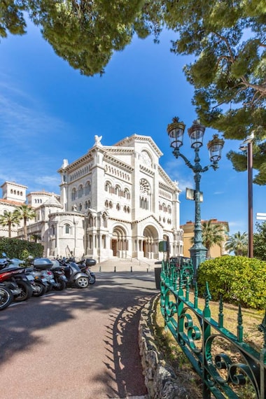 Monaco_Monaco_Cathedral_SS_3