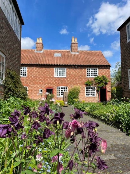 Nottingham_Framework_Knitters_Museum_3