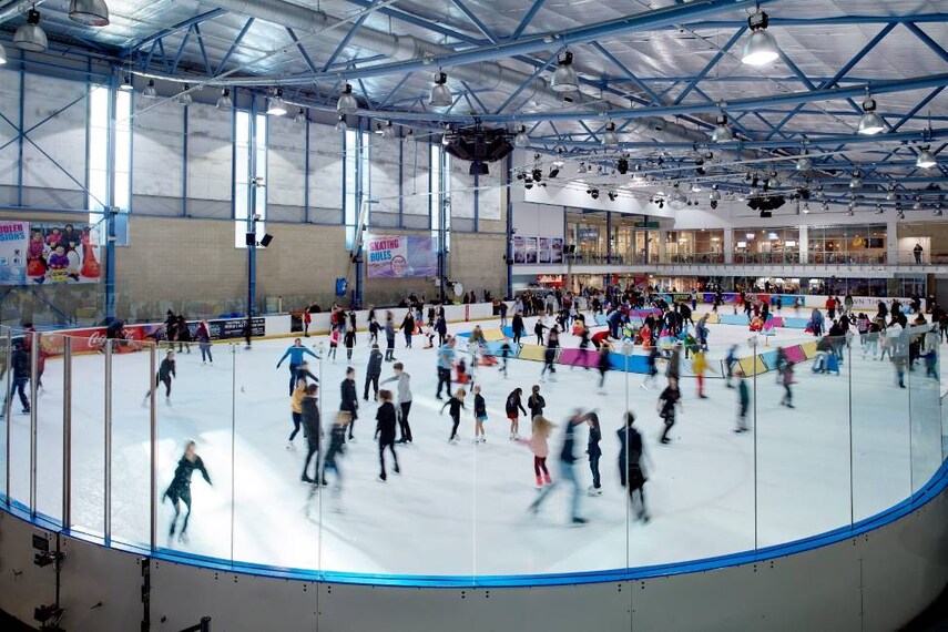 Nottingham_Ice_Skating_in_Nottingham_2