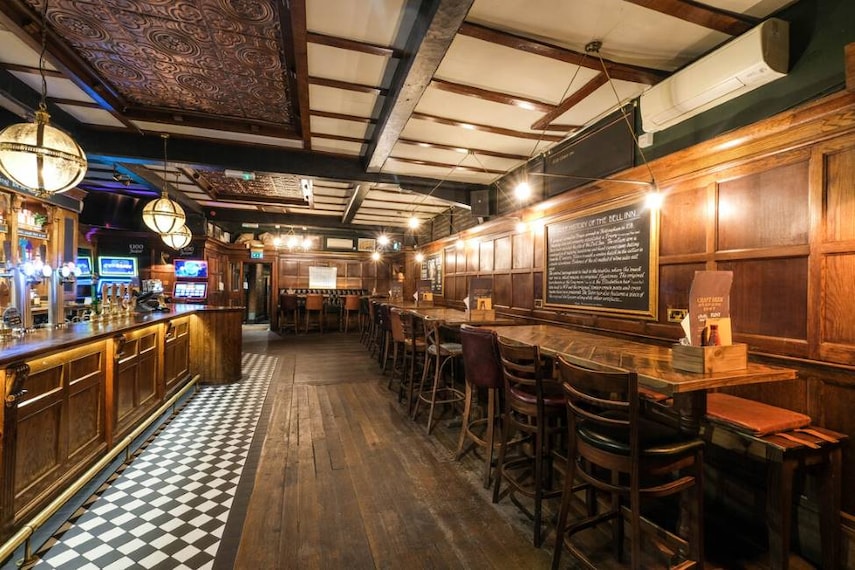 Nottingham_The_Bell_Inn_1