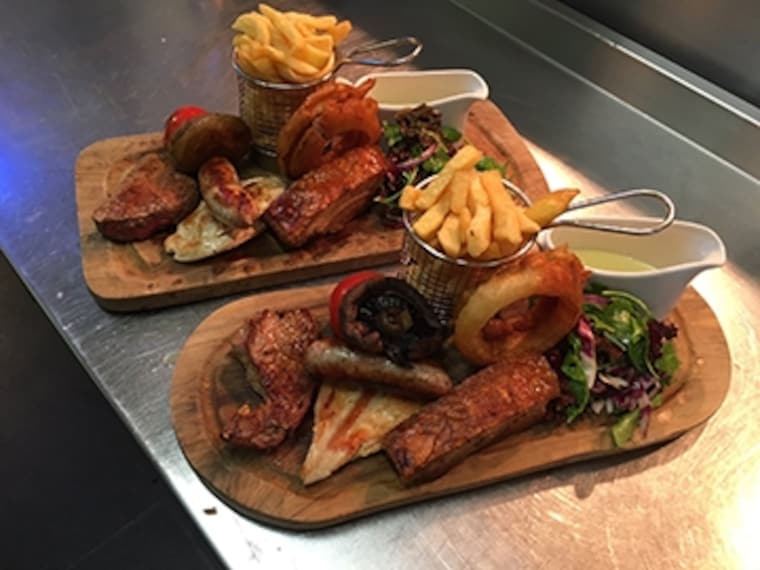 Nottingham_The_Wollaton_Pub_and_Kitchen_2