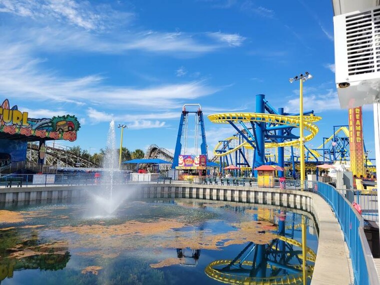 Orlando_Fun_Spot_America_Theme_Parks_2