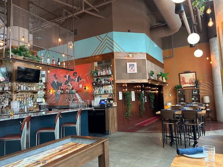 Orlando_The_Monroe_10