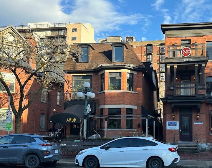 Ottawa_Arlo_Wine_&_Restaurant_3