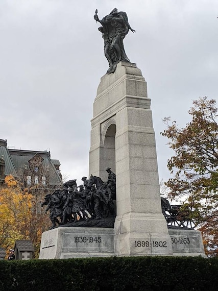Ottawa_The_National_War_Memorial_2