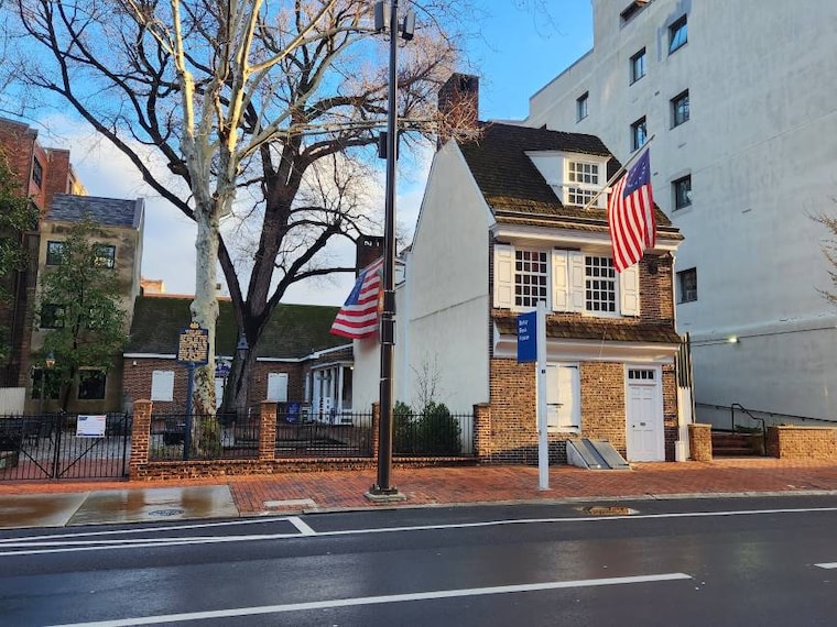 Philadelphia_Betsy_Ross_House_2