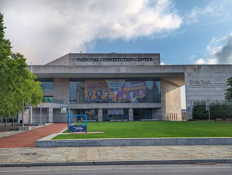 Philadelphia_National_Constitution_Center_1