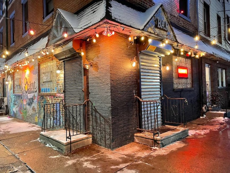 Philadelphia_Saint_Lazarus_Bar_3