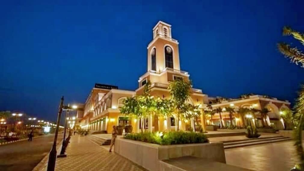 Raipur_Ambuja_City_Centre_2