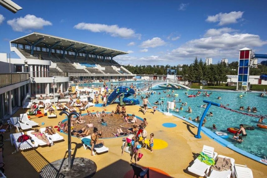 Reykjavik_Laugardalslaug_1