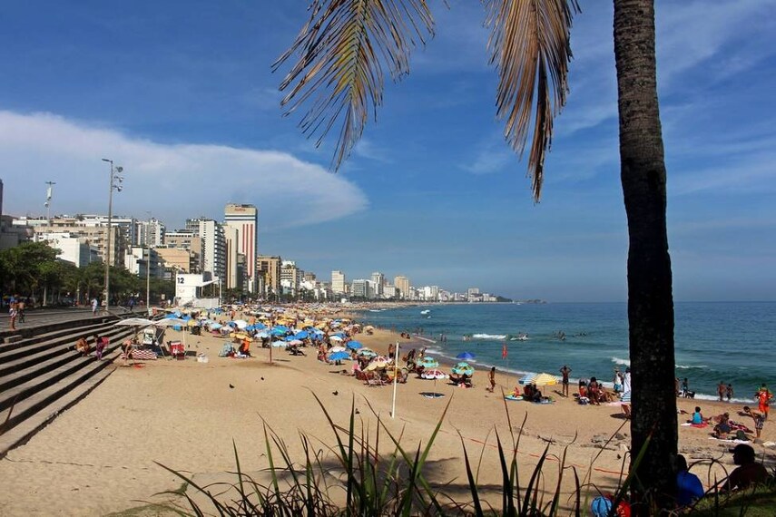 Rio_de_Janerio_Leblon_Beach_2