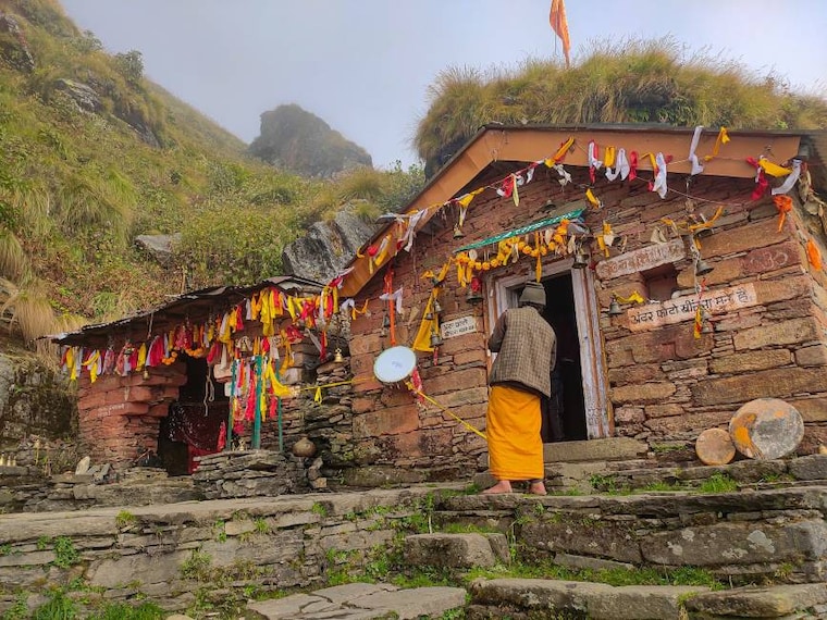 Rudraprayag_Rudranath_Temple_4
