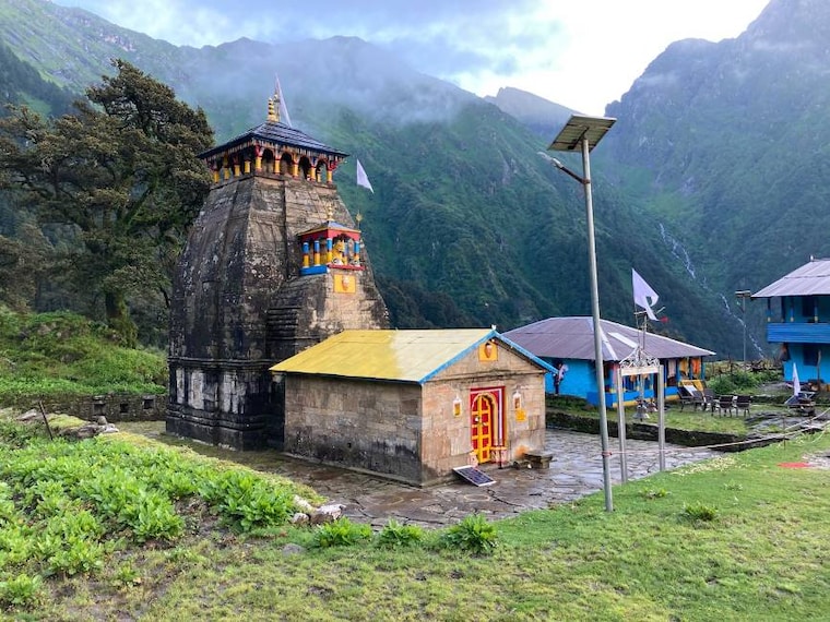 Rudraprayag_Shri_Madmaheswar_Temple_1