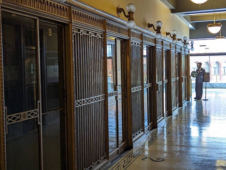 Seattle_Smith_Tower_9