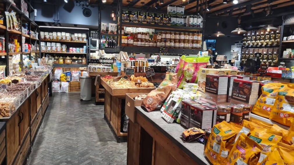 Tel_Aviv_Sarona_Market_9