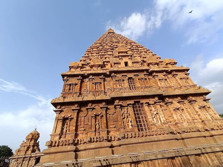Thanjavur_Big_Brihadeeshwara_Temple_1