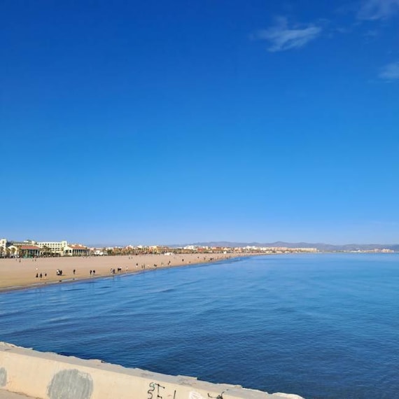 Valencia_La_Malvarrosa_Beach_2