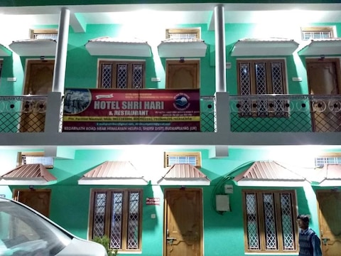 Shri Hari Sweets and Restaurant