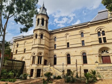 Adelaide_South_Australian_Museum_1