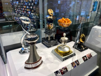 Atlanta_College_Football_Hall_of_Fame_3