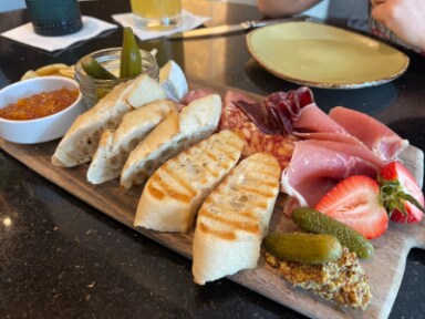 Atlanta_Saltwood_Charcuterie_&_Bar_5
