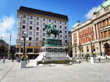 Belgrade_Republic_Square_2