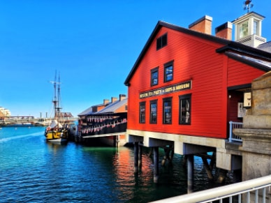 Boston_Boston_Tea_Party_Ships_&_Museum_1