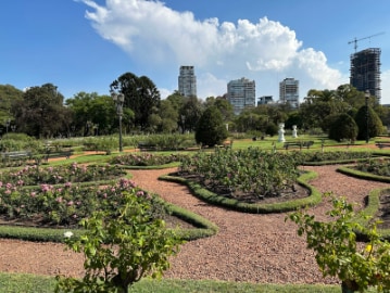 Buenos_Aires_Paseo_El_Rosedal_Garden_1