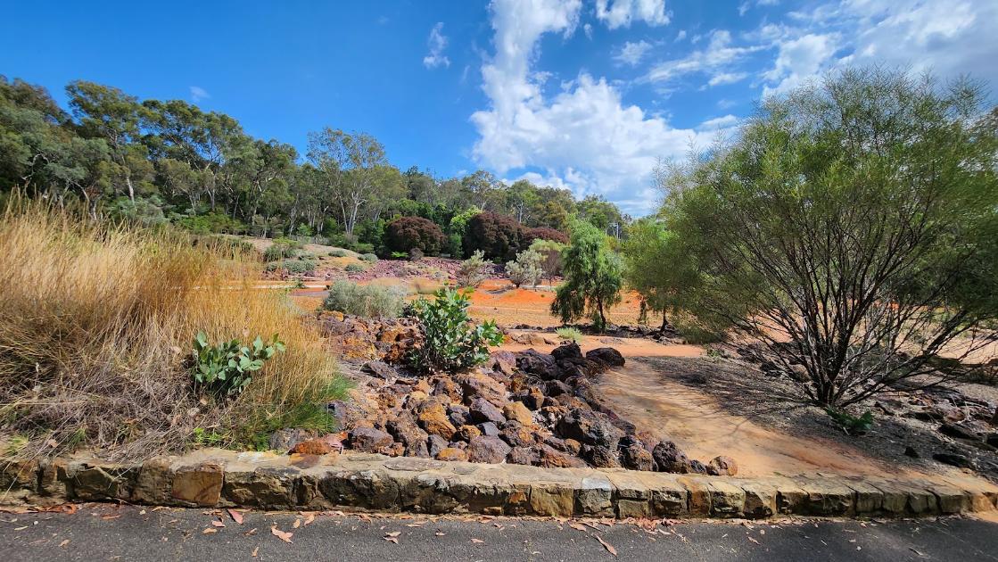 Canberra_Australian_National_Botanic_Gardens_3