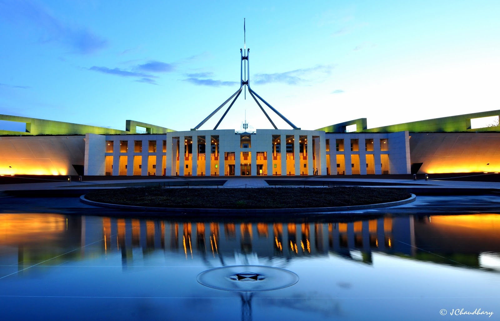 Canberra_Parliament_House_1