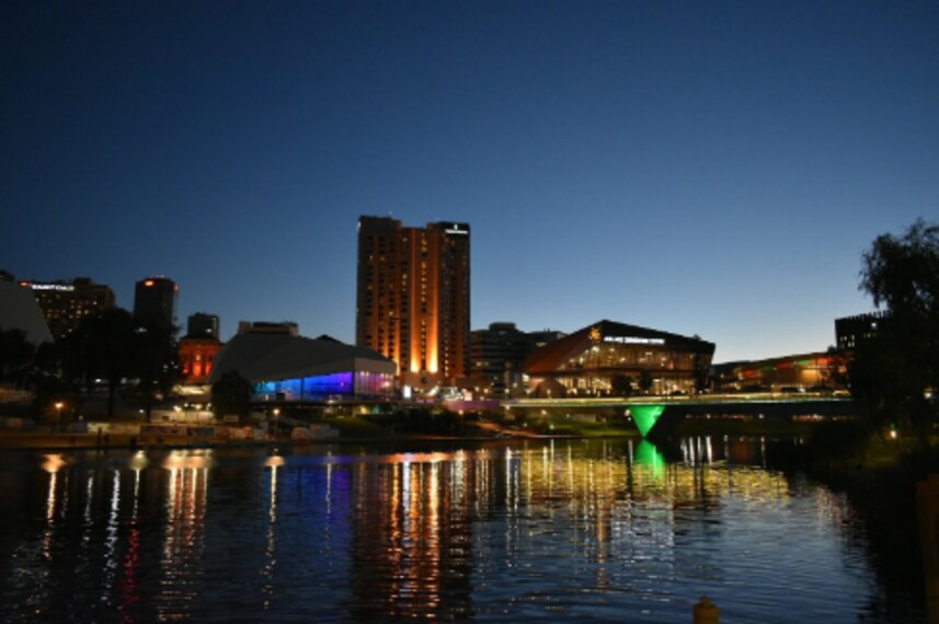 Adelaide_Elder_Park_5