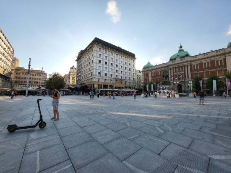 Belgrade_Republic_Square_4