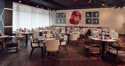 Two Kings Restaurant by Hilton