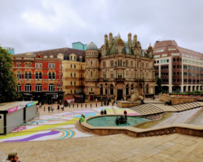Birmingham_Victoria_Square,_Birmingham_4