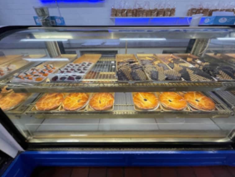 Boston_Mikes_Pastry_5