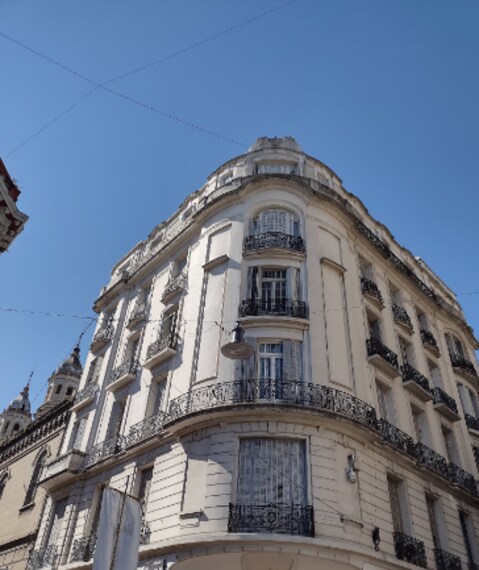 Buenos_Aires_Plaza_Dorrego_4