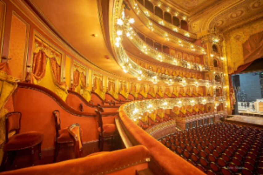 Buenos_Aires_Teatro_Colon_1