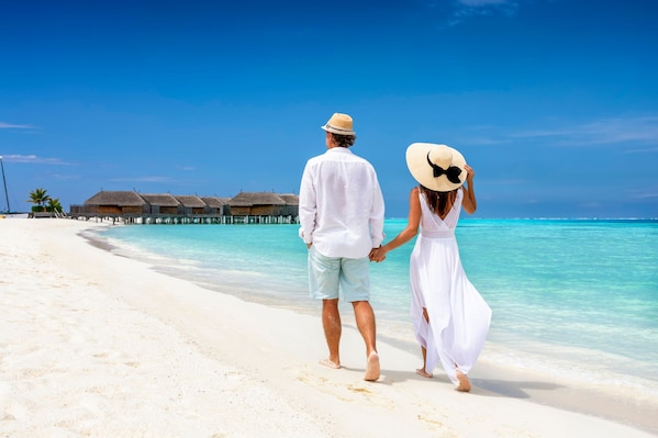 Maldives_Romantic_dest_landscape