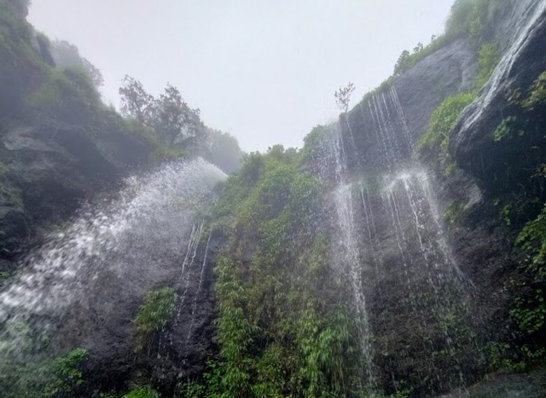 mahabaleshwar_Dhobi_Waterfall_2