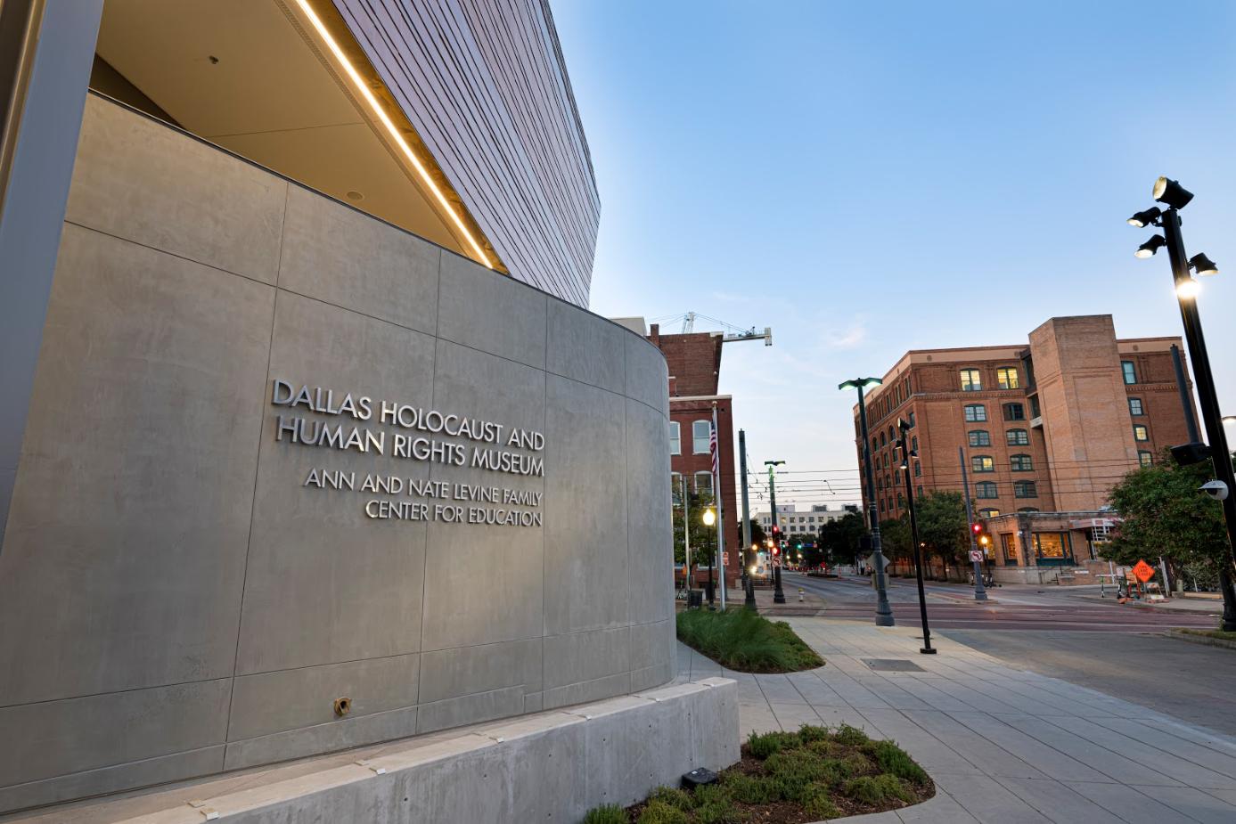 Dallas_Dallas_Holocaust_and_Human_Rights_Museum_1