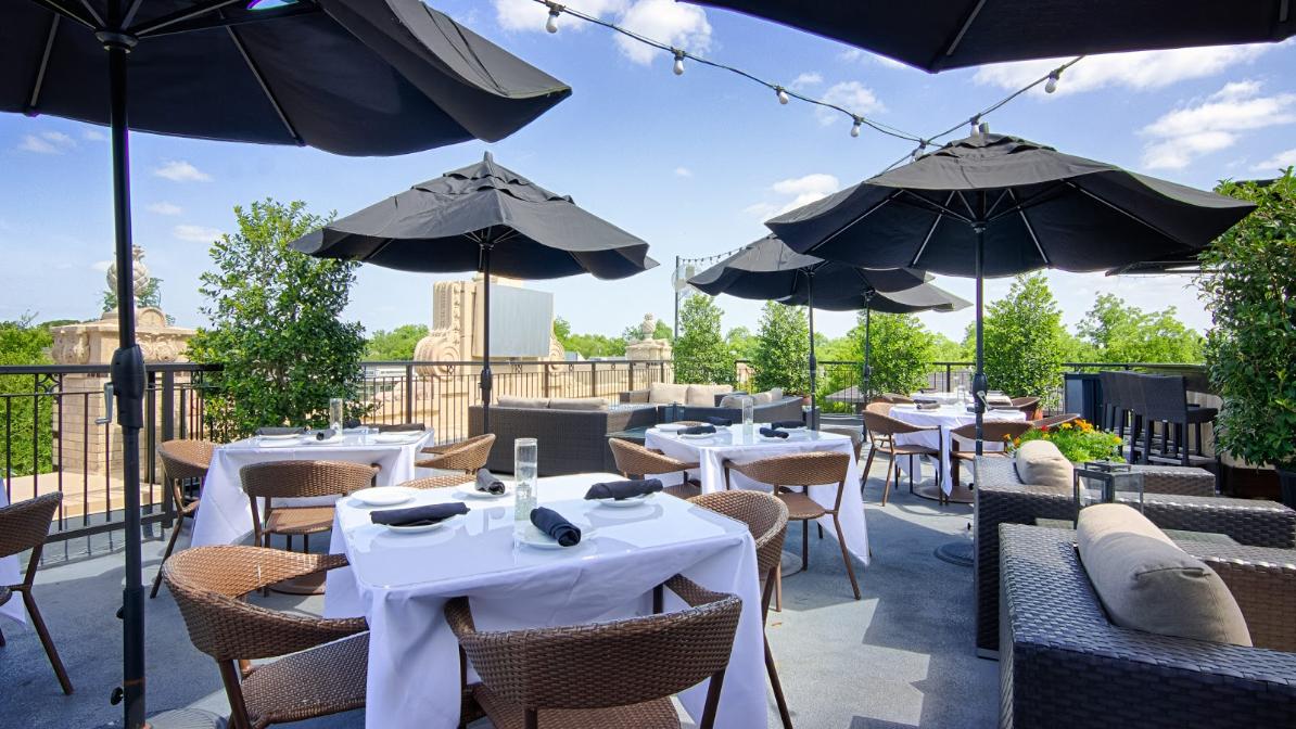 Dallas_Terillis_Restaurant_1