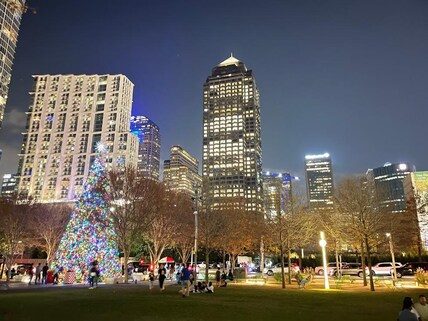Klyde Warren Park