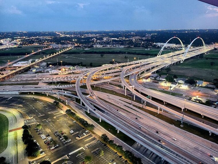 Dallas_Reunion_Tower_4