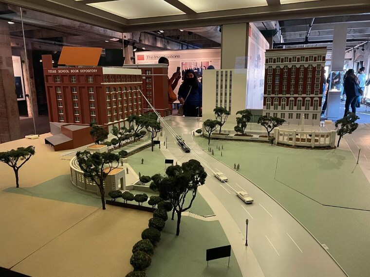 Dallas_The_Sixth_Floor_Museum_at_Dealey_Plaza_5