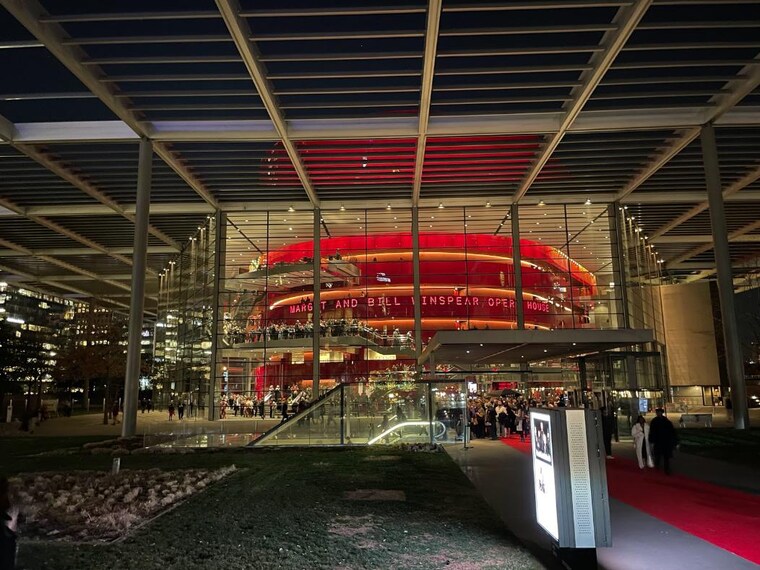 Dallas_Winspear_Opera_House_3
